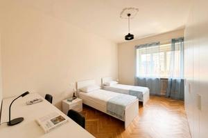 Stanza in appartamento di 85 m² a Torino