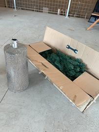Albero di Natale con piede a tronco