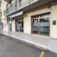 NEGOZIO A CASTELLALTO