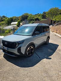 Ford Tourneo Courier 2025 solo 18000km
