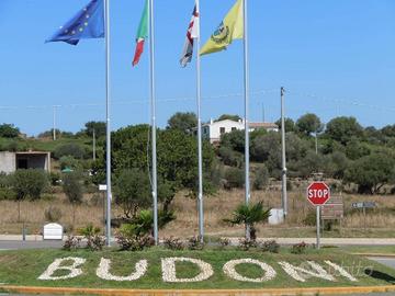 Villetta trilocale, libera su tre lati