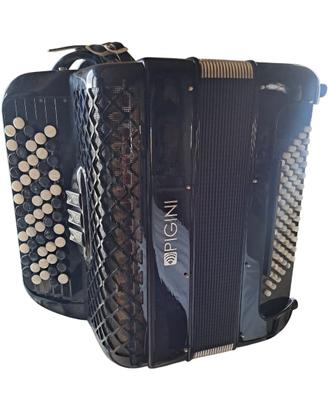 Fisarmonica semi-nuova