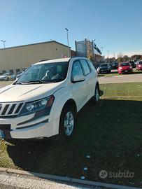 auto mahindra XUV 500 SUV