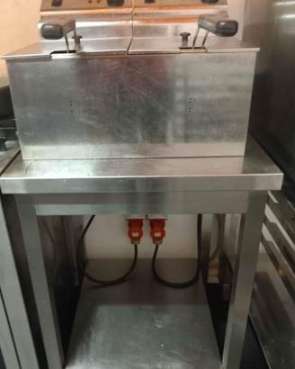 friggitrici + tavolo inox