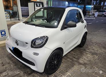 Smart fortwo 1.0 71 cv automatica