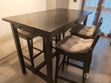 tavolo con 4 sedie 