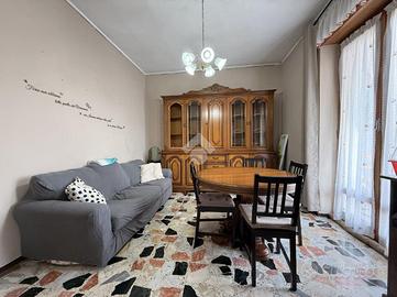 3 LOCALI A NIZZA MONFERRATO