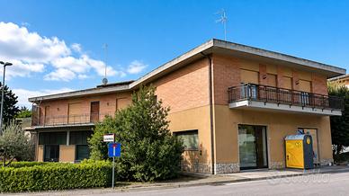 Ampia abitazione di circa 194 m²