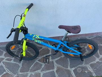 BMX con pedane