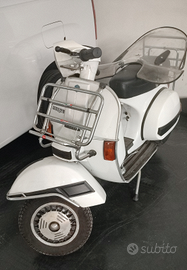 Vespa 125 arcobaleno