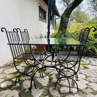 Tavolo in ferro battuto e cristallo