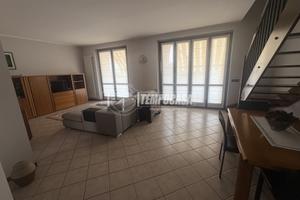 APPARTAMENTO DUPLEX DI 5 LOCALI CON BOX