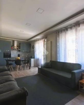 3 LOCALI A CIVITANOVA MARCHE