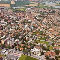 Dalmine con posto auto e due balconi