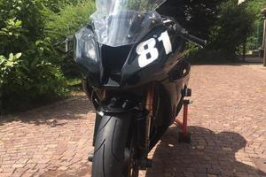 Kawasaki Zx10r 2012 da pista