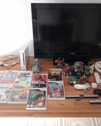 Wii+ giochi e accessori  e TV ⚠️ leggere bene⚠️
