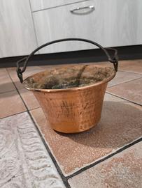 Secchiello  in rame antico