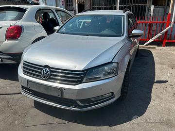 RICAMBI VOLKSWAGEN PASSAT B7 CAY 105cv 2012