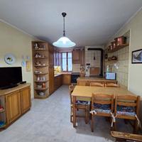 CUCINA RUSTICA+ TAVOLO+MOBILE TV+DIVANO