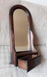 Specchio con cassettino