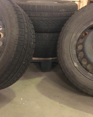 Gomme INVERNALI 205/55 R16 91H