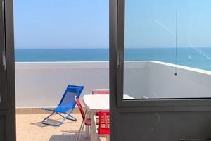 Garage fronte mare app