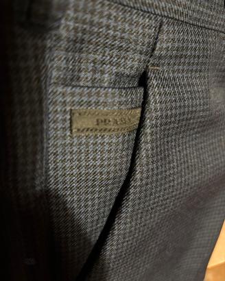 Pantaloni prada