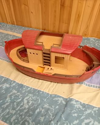 Barca giocattolo 