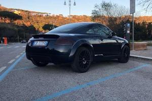 AUDI TT 1ª serie - 2004