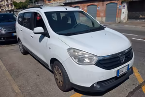 Dacia Lodgy 1.2 TCe 115CV 7 posti Lauréate