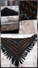 Scialle con bottoni  Fatto a mano(lana/ciniglia)