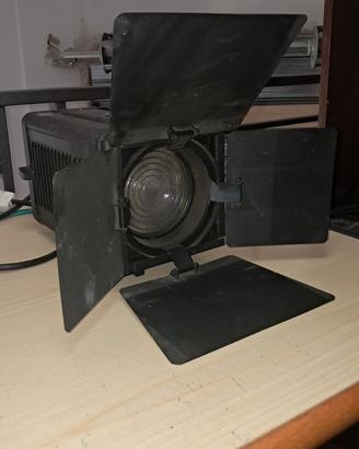 Faro da studio o cinema,