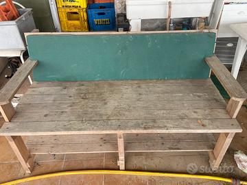 Panchina di abete fatta a mano