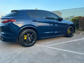 Alfa romeo stelvio