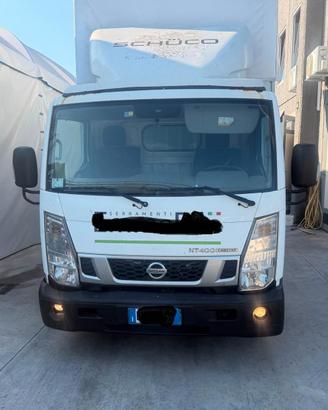 Autocarro Nissan NT 400 CENTINATO+SPONDA