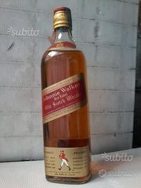 Vecchissima bottiglia di Johnnie Walter