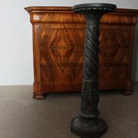 Antica colonna primi 900 dipinta  a bronzo