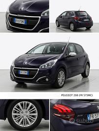 Macchina peugeot 208