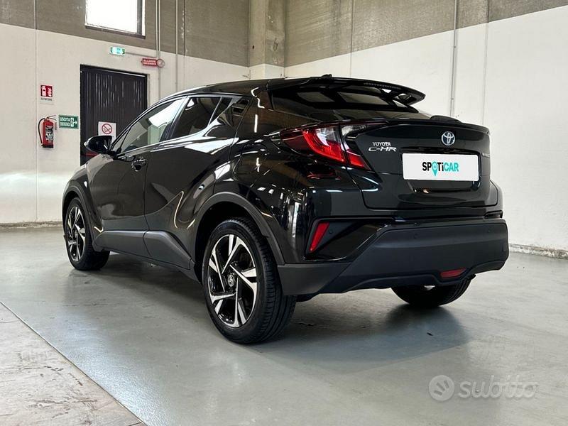 Toyota C-Hr 2023 photo 3