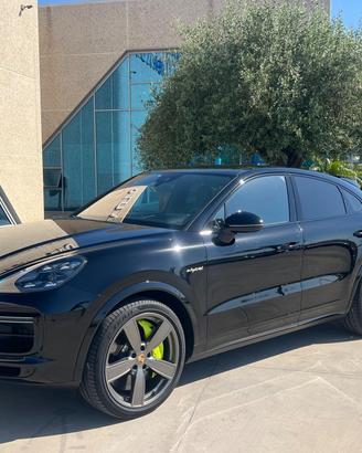Porsche Cayenne Coupè 4.0 V8 Turbo S E-Hybrid