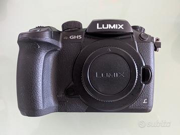 Lumix GH5 tenuta bene - Prova a Torino