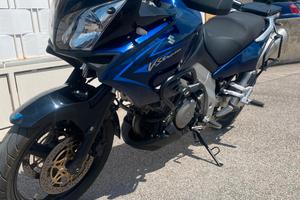 suzuki v strom 1000 