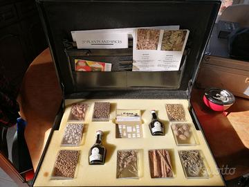Miniature liquori in rara valigetta didattica