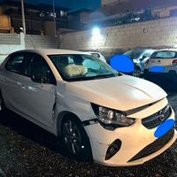 Opel Corsa 1.5 D 100 CV Edition incidentata