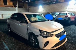 Opel Corsa 1.5 D 100 CV Edition incidentata