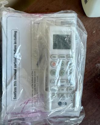 Telecomando originale LG AKB73315611 per clima
