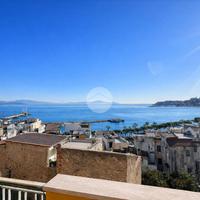 4 LOCALI A GAETA