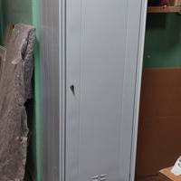 armadio metallo sporco-pulito