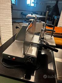 Affettatrice professionale Marelli mod Creta 300