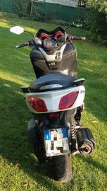 Yamaha X-Max 250 - 2010